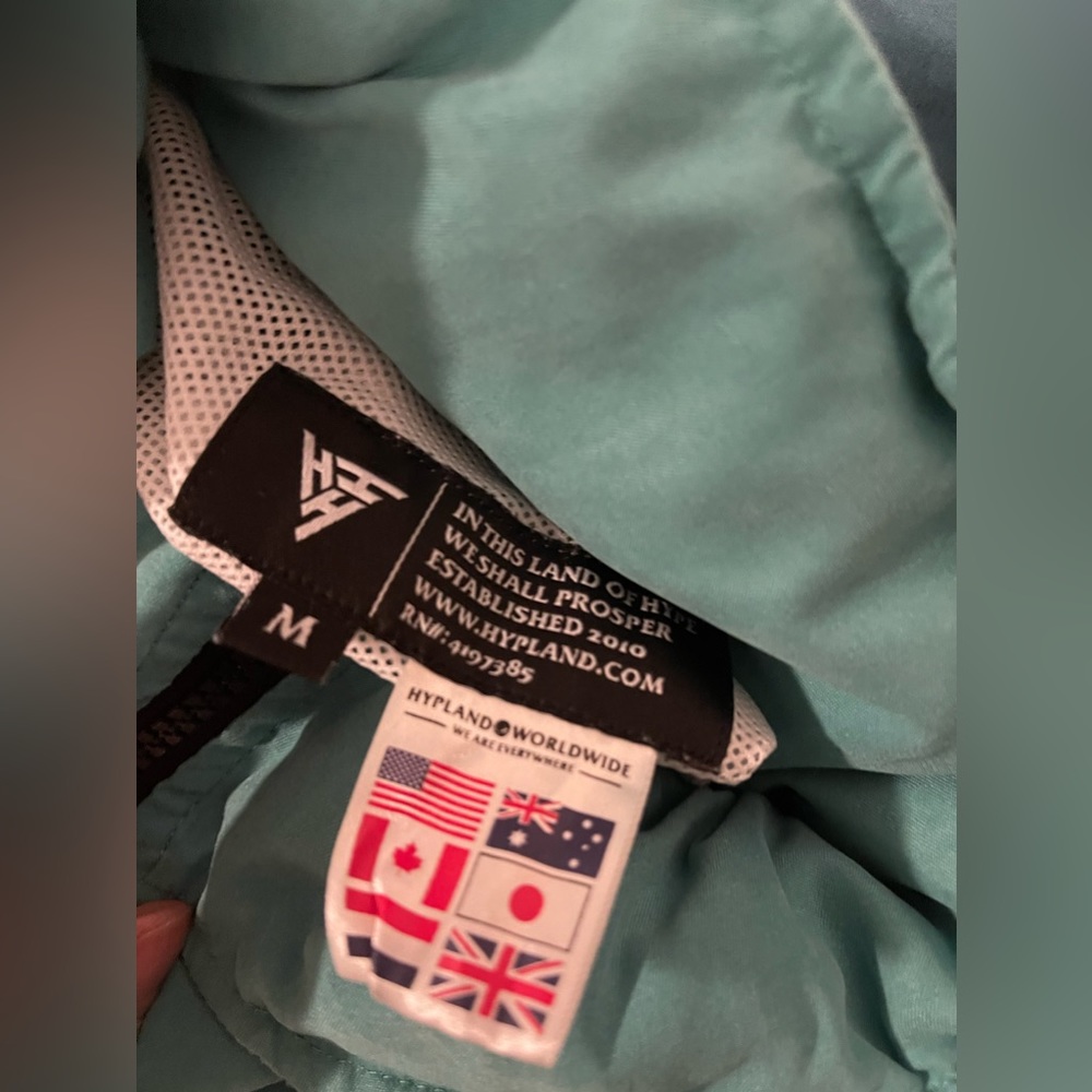 Lightweight jacket - Picture 4 of 4
